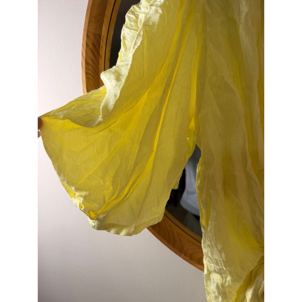 krisa Tie Front Blouse Womens Size S Yellow Excellent Puff Sleeve Textured Top - Picture 6 of 6
